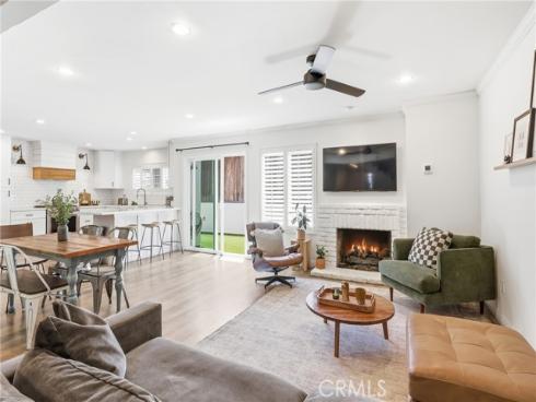 306 Campbell Lane, Costa Mesa, CA