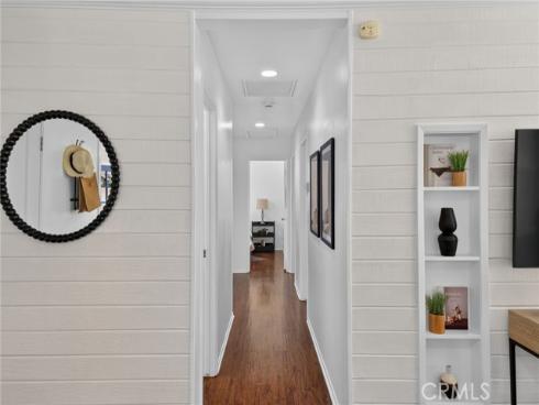 956 W Wilson , Costa Mesa, CA