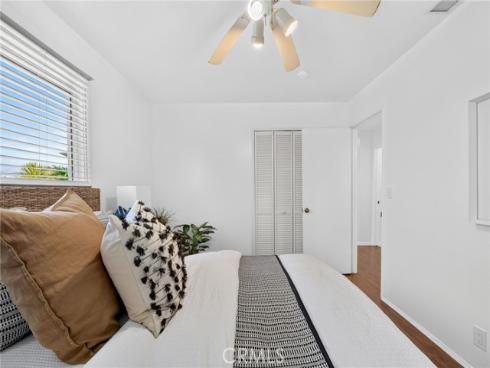 956 W Wilson , Costa Mesa, CA