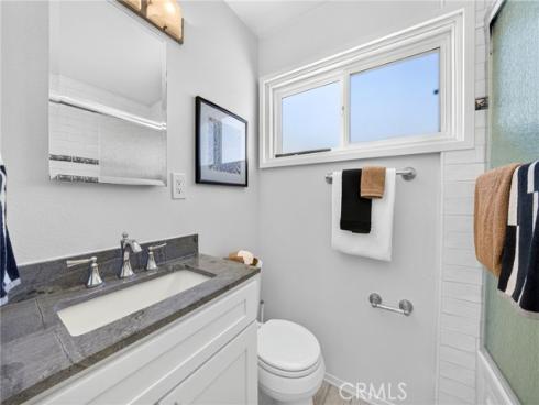 956 W Wilson , Costa Mesa, CA