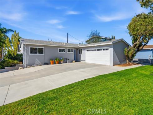 956 W Wilson , Costa Mesa, CA