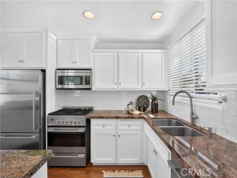 956 W Wilson , Costa Mesa, CA