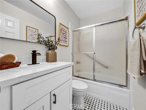 2157  Pacific Avenue  B202 , Costa Mesa, CA