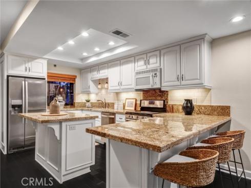 2157  Pacific Avenue  B202 , Costa Mesa, CA