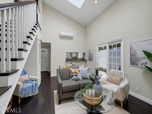 1118 Sandi Lane, Costa Mesa, CA