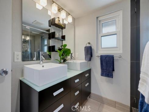 1118 Sandi Lane, Costa Mesa, CA