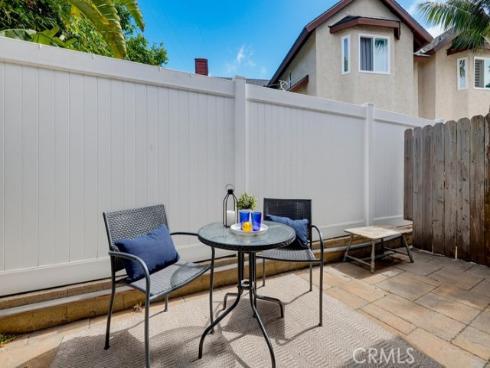 1118 Sandi Lane, Costa Mesa, CA
