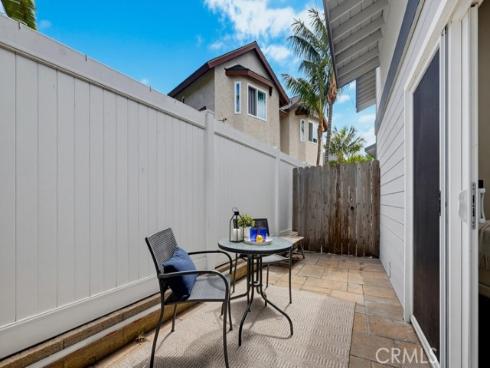 1118 Sandi Lane, Costa Mesa, CA