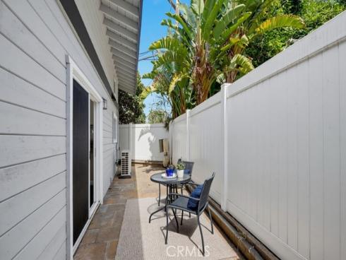 1118 Sandi Lane, Costa Mesa, CA