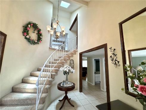 1025 Cannonade , Costa Mesa, CA