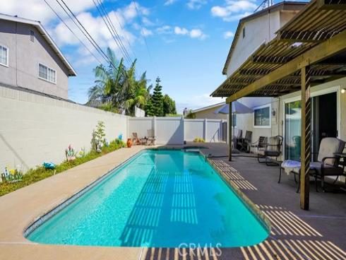 2735 San Juan Lane, Costa Mesa, CA