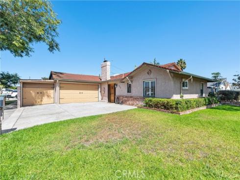 986 Post Road , Costa Mesa, CA