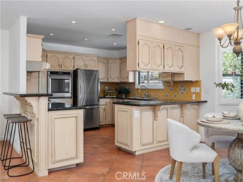 986 Post Road , Costa Mesa, CA