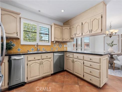 986 Post Road , Costa Mesa, CA