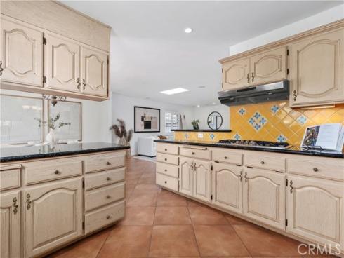 986 Post Road , Costa Mesa, CA