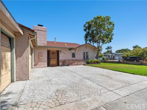 986 Post Road , Costa Mesa, CA