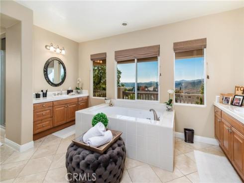27 Running Brook Dr , Coto de Caza, CA