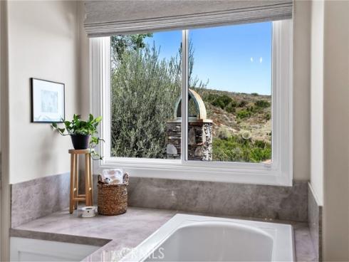 2 Havenhurst Drive , Coto de Caza, CA