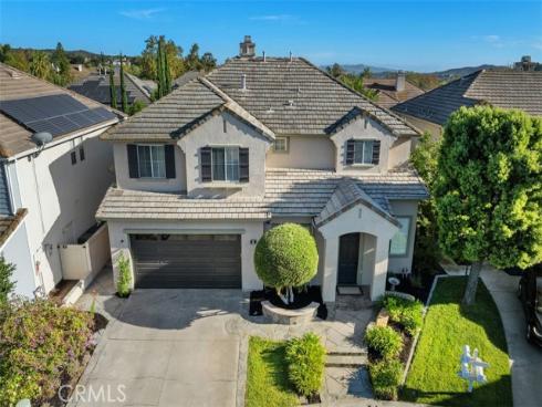 6 Coffeeberry Court