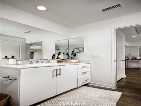 9011 Cerise 129 Lane, Cypress, CA