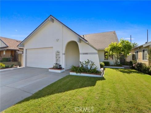 11685 Lakia , Cypress, CA