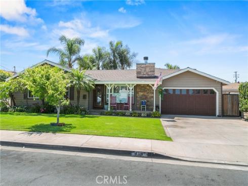 8651 La Homa , Cypress, CA