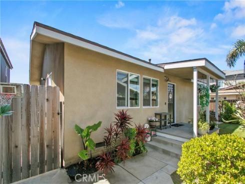 8651 La Homa , Cypress, CA