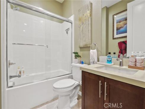 10902 Flora Park Way, Cypress, CA