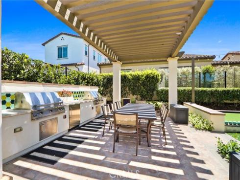 10902 Flora Park Way, Cypress, CA