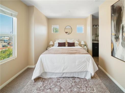 6168 Lincoln , Cypress, CA