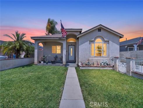 5621 Vonnie Ln