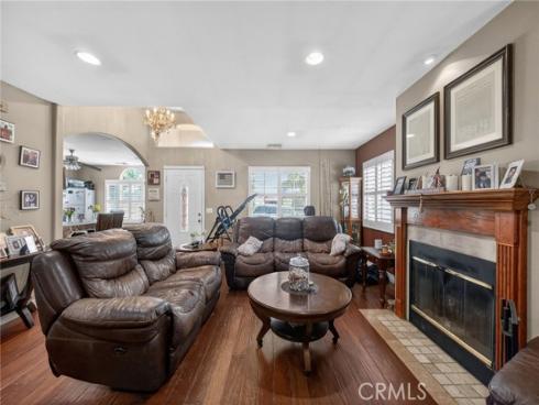 5621 Vonnie Ln , Cypress, CA