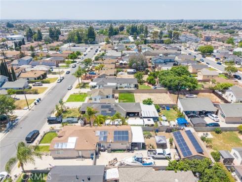 5621 Vonnie Ln , Cypress, CA