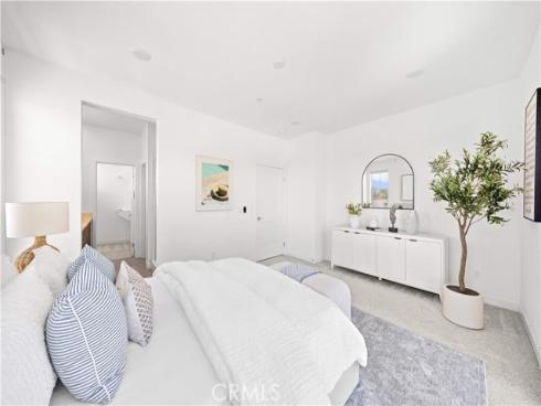 10301 Triple Crown Lane, Cypress, CA