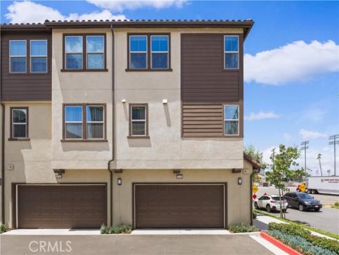 10301 Triple Crown Lane, Cypress, CA