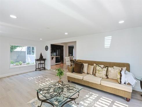 9211 Julie Beth , Cypress, CA