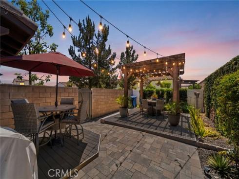 10832 Flora Park , Cypress, CA