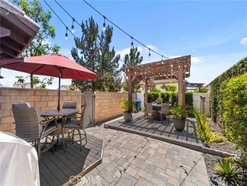 10832 Flora Park , Cypress, CA
