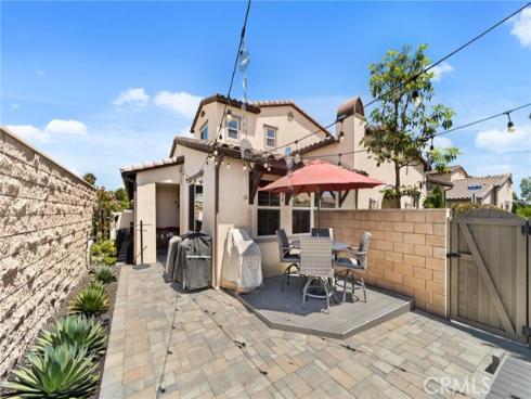 10832 Flora Park , Cypress, CA
