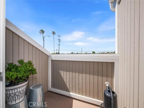 5588 Orange Avenue , Cypress, CA