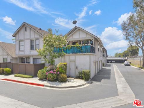 9066 Candlestick Lane 5
