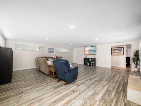 10211 Aqueduct Drive, Cypress, CA