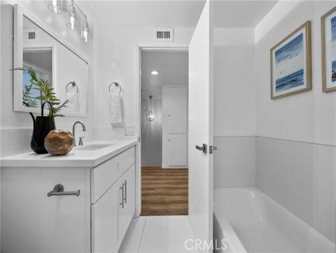 4469  Larwin Ave  , Cypress, CA