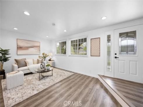 4469  Larwin Ave  , Cypress, CA