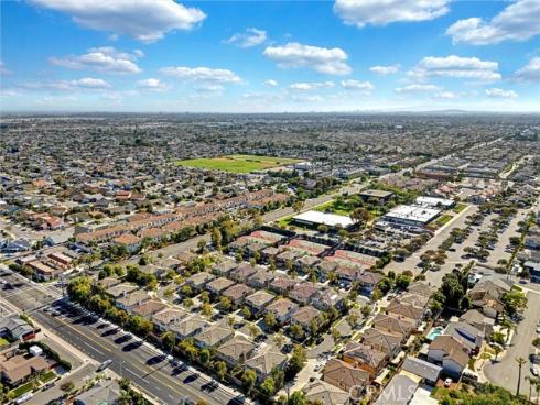 9445 Allison , Cypress, CA