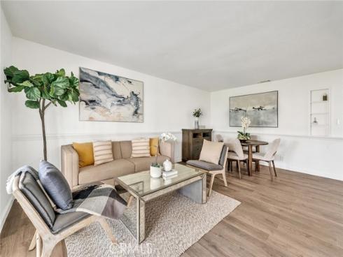 10441 Saint Alban , Cypress, CA