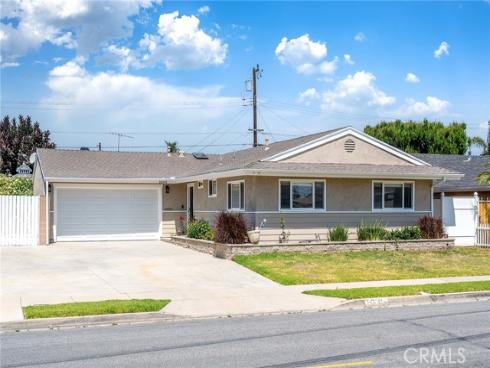 10441 Saint Alban , Cypress, CA