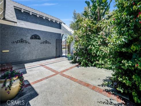 6598 Reefton , Cypress, CA