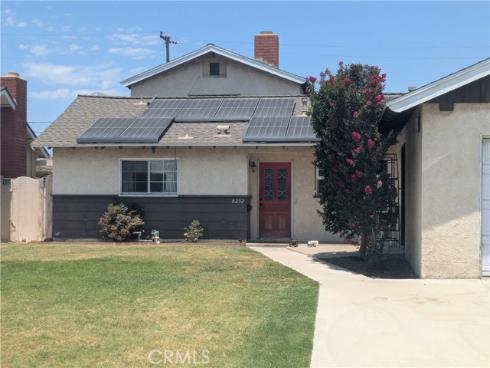 8252 Fontainbleau Way, Cypress, CA