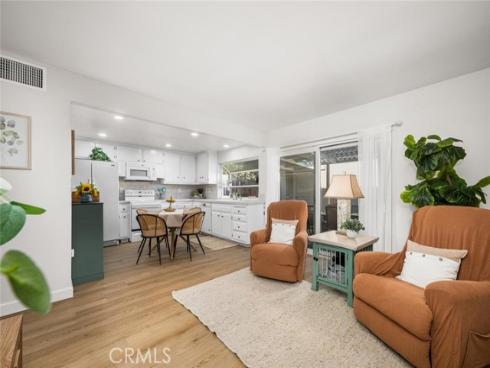 4163 Larwin , Cypress, CA